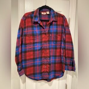 Levi’s Size S Red Blue Plaid Long Sleeve Button Down Flannel Shirt Logo Pocket